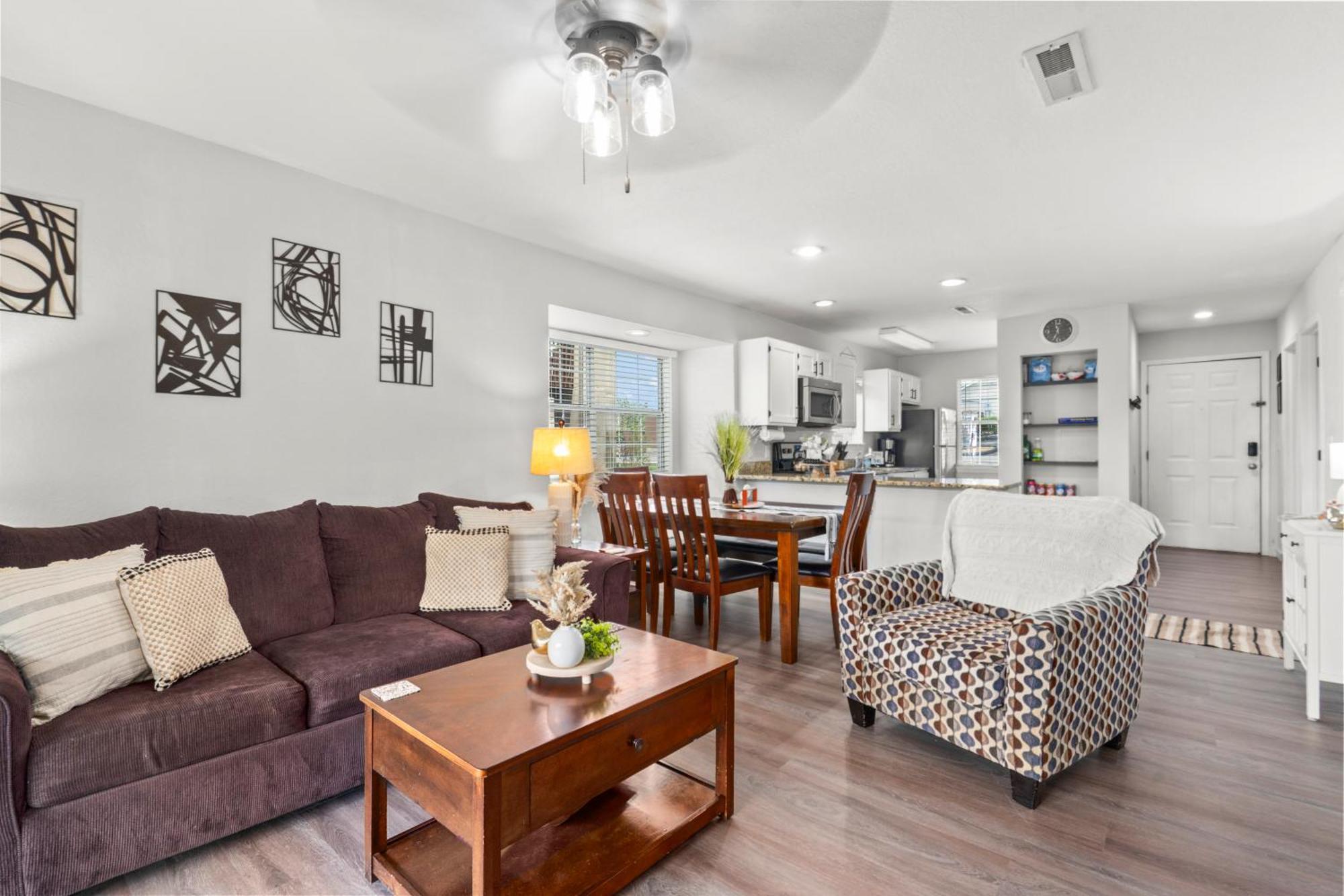 Walk-In, No Stairs Condo, Pets Welcome, 4 Mins To Silver Dollar City, 14 Mins To Ball Park Of America, Amazing Ozark Mountian Views برانسون المظهر الخارجي الصورة