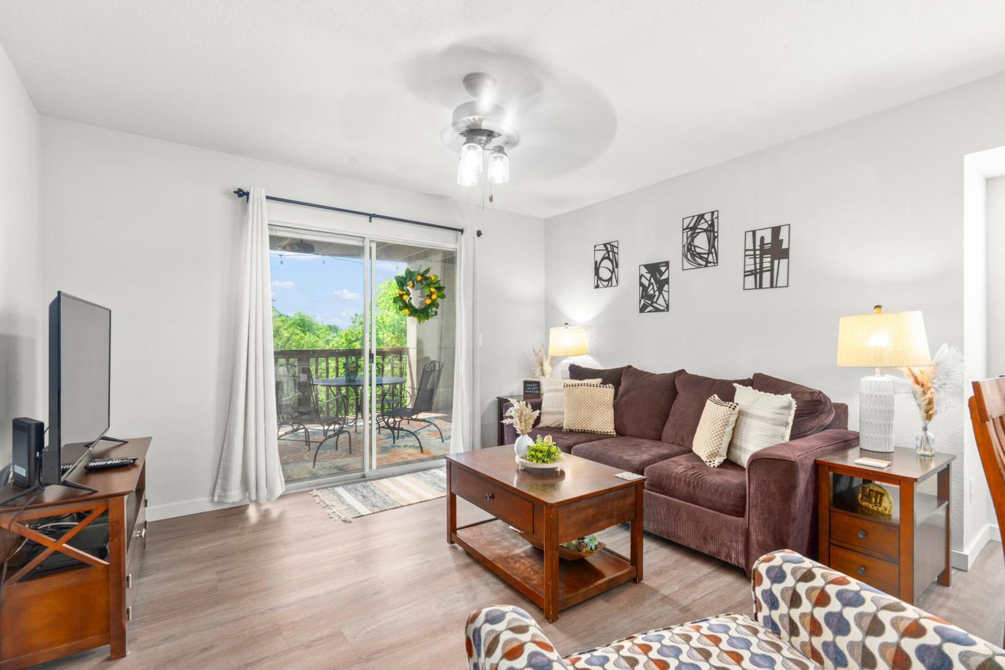 Walk-In, No Stairs Condo, Pets Welcome, 4 Mins To Silver Dollar City, 14 Mins To Ball Park Of America, Amazing Ozark Mountian Views برانسون المظهر الخارجي الصورة